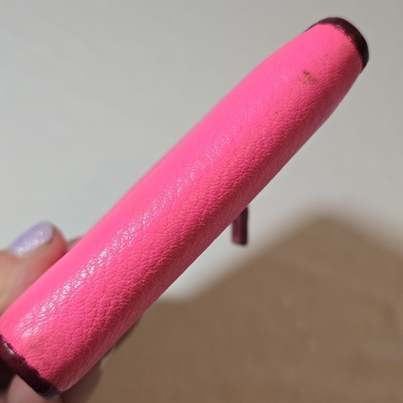Fossil Hot Pink Leather Bifold Wallet Red Leather Trim Snap Closure - Picture 3 of 7